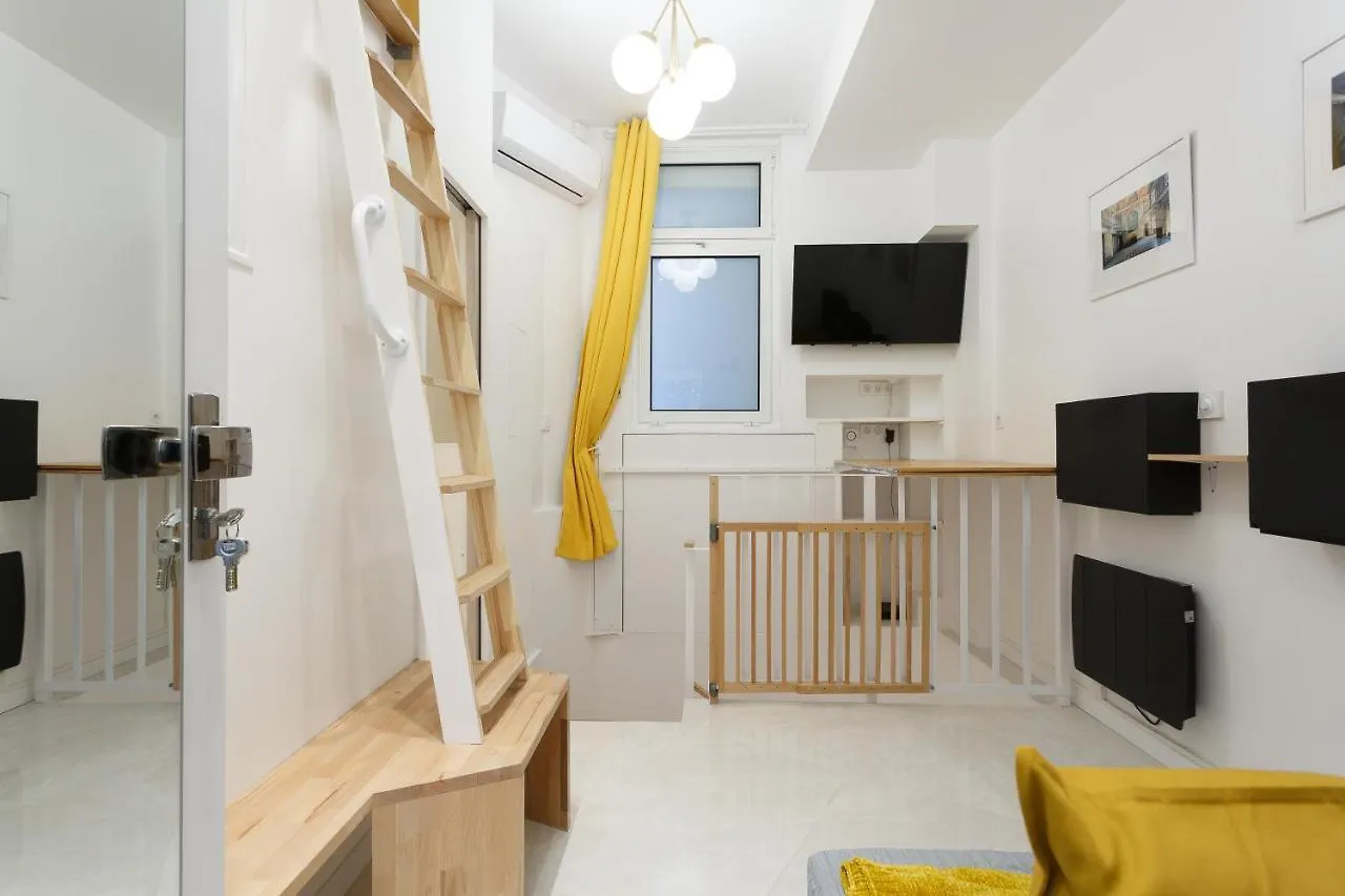 Bed & Breakfast Appartement Petits Champs Paris