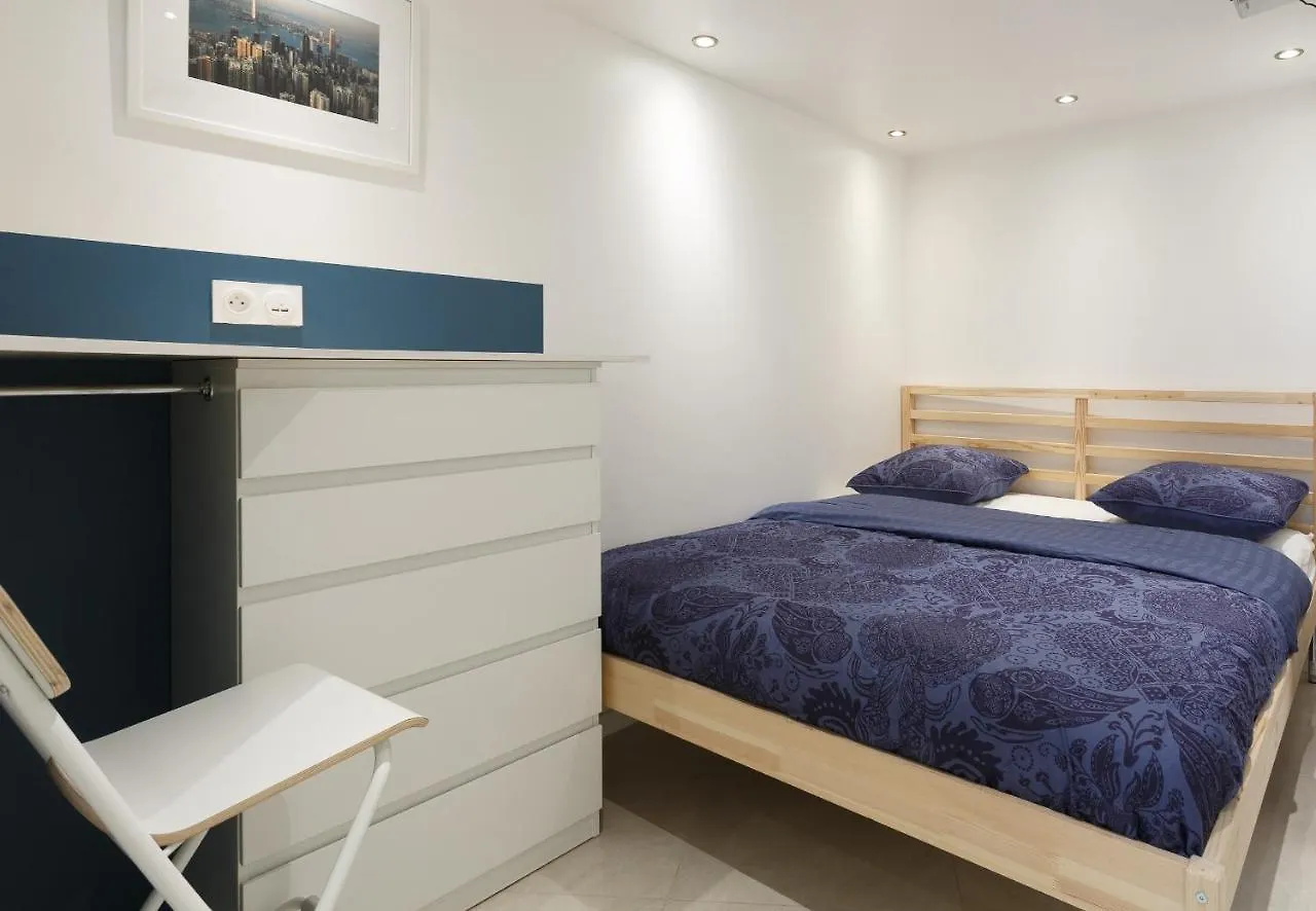 Appartement Petits Champs Paris Bed & Breakfast