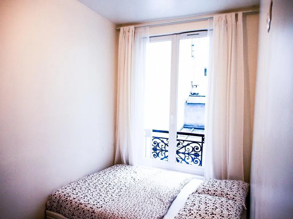 Appartement Petits Champs Paris Bed & Breakfast