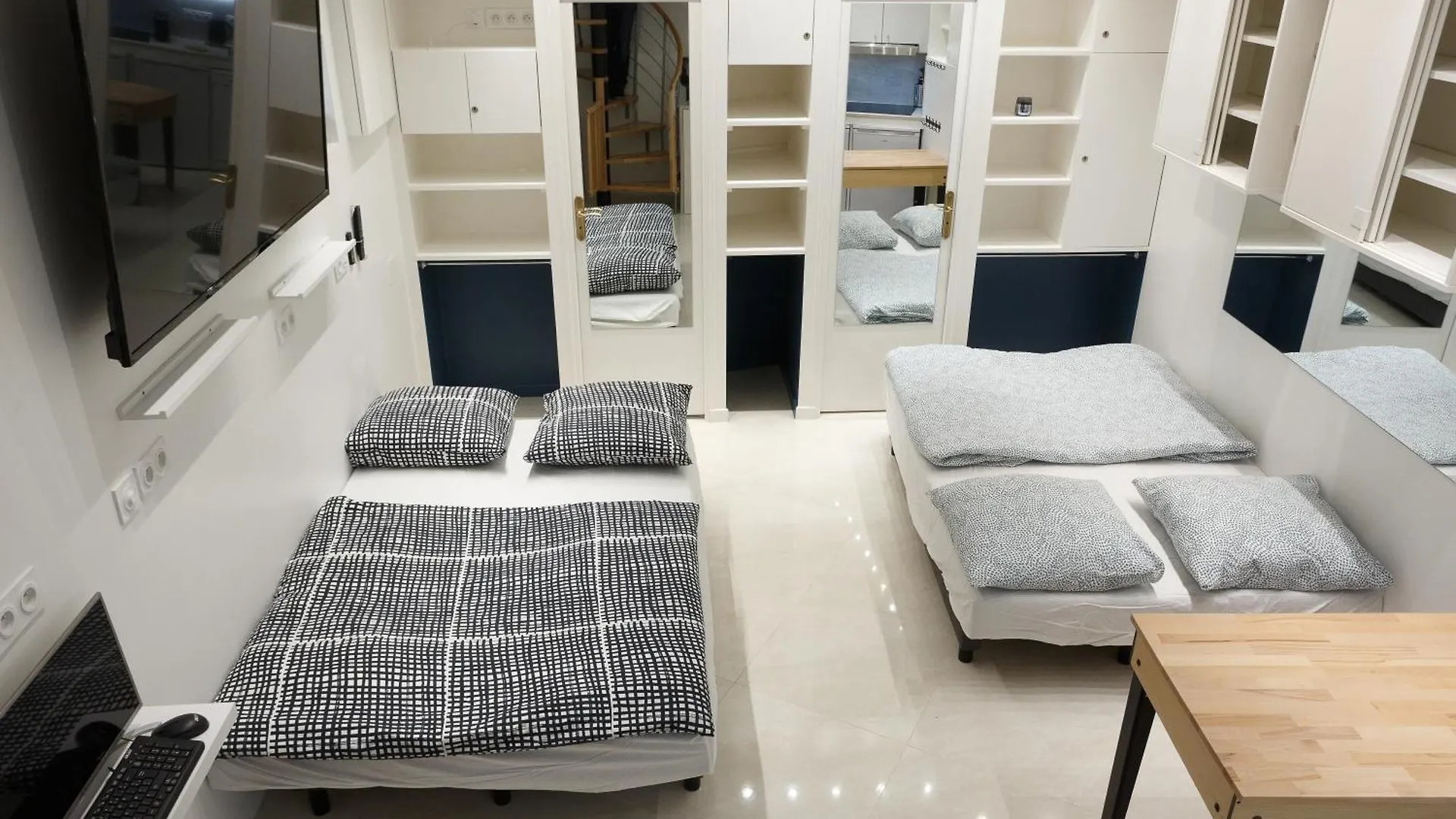 Appartement Petits Champs Paris Bed & Breakfast