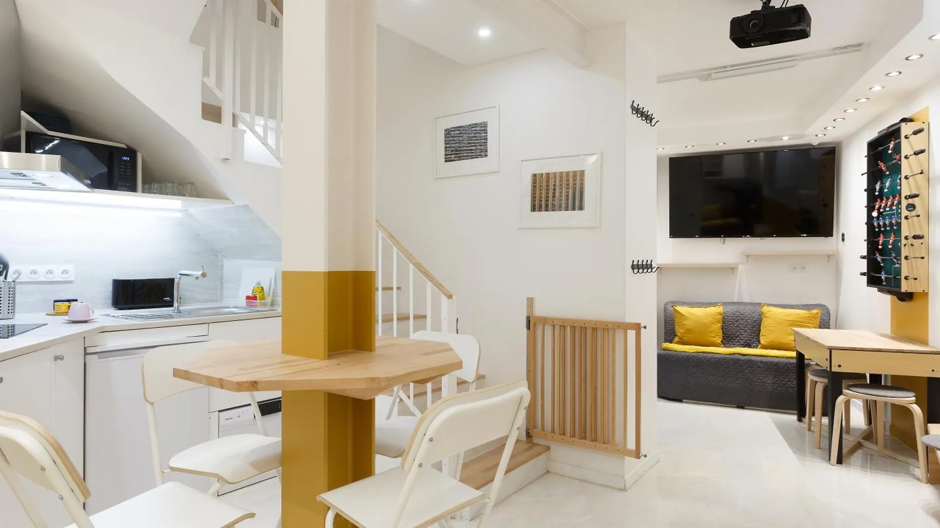 Appartement Petits Champs Paris France
