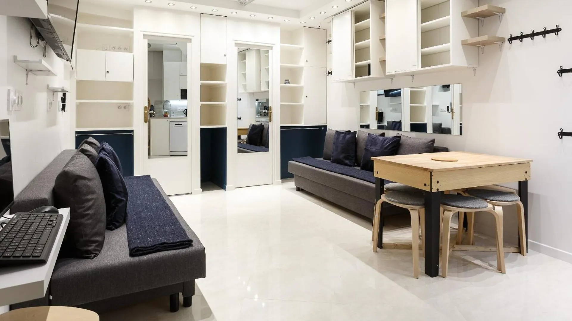 Appartement Petits Champs Paris